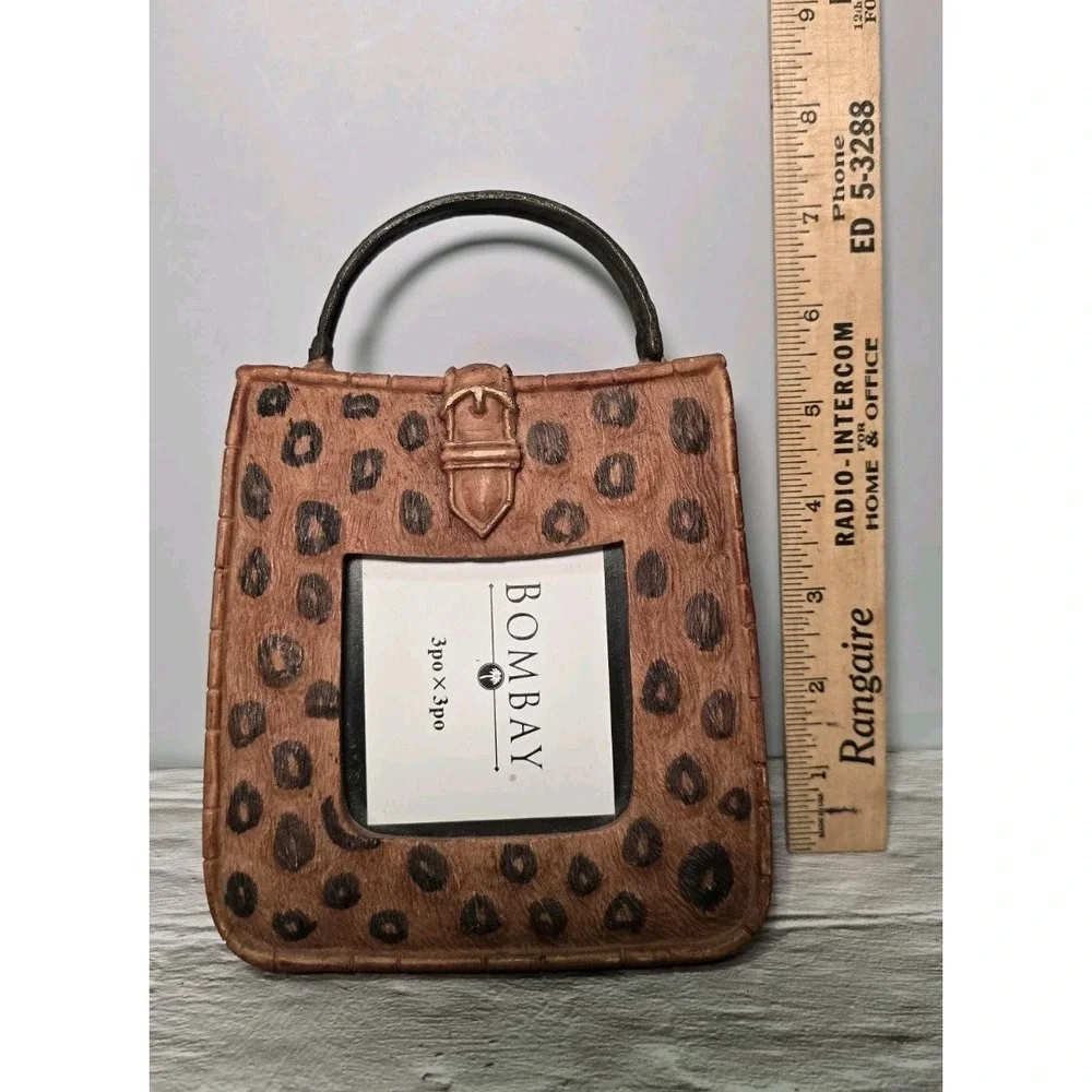 Bombay vtg animal